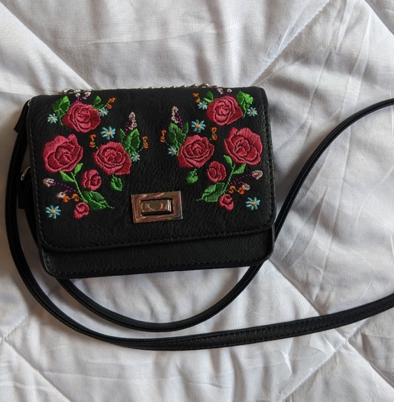 art class Other - Small Purse ❤️